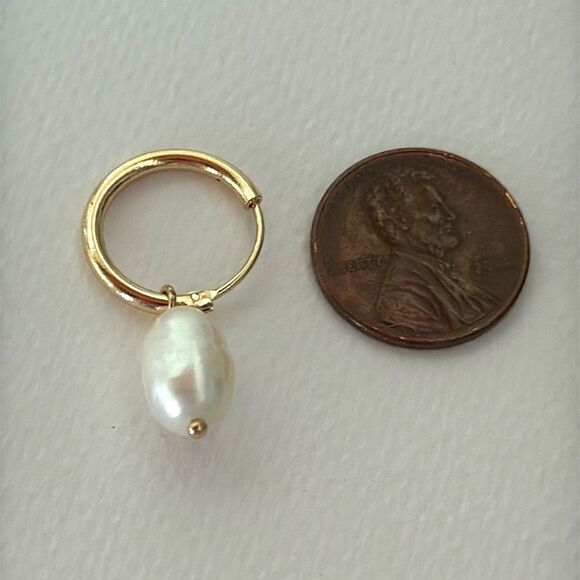Camille Gold Tone Hoop Earrings with Cultured Baroque Pearls – 1” Drop - Picture 7 of 8